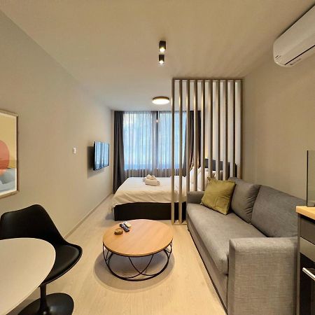 Aura Suite V6 By Halu! Salonicco Esterno foto