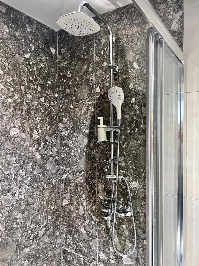 Aura Suite V6 By Halu! Salonicco Esterno foto