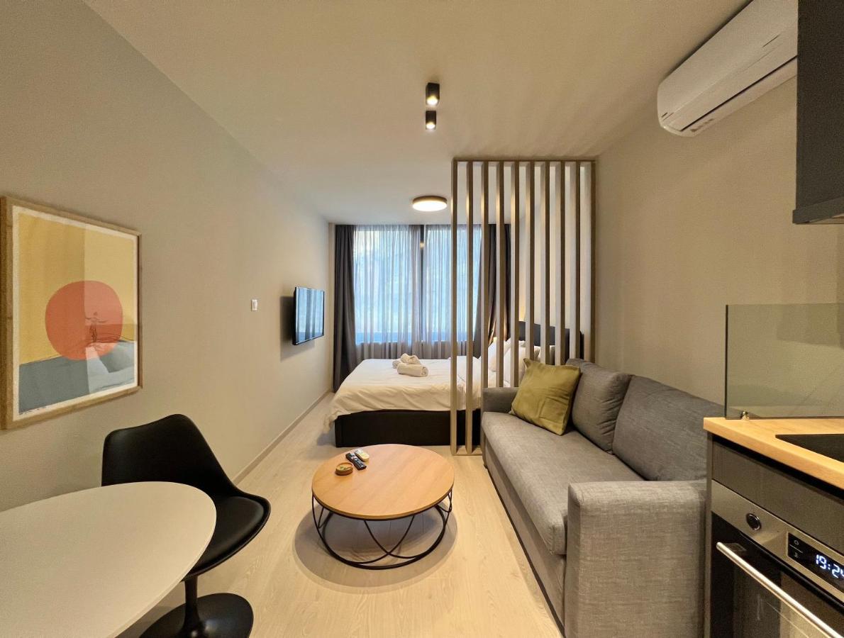 Aura Suite V6 By Halu! Salonicco Esterno foto
